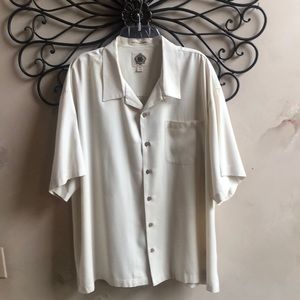 Men’s cream, silk button-down short-sleeved dress shirt